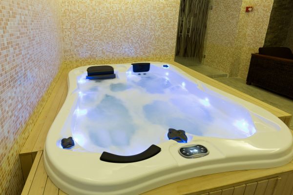 Spa Disposal in West Palm Beach