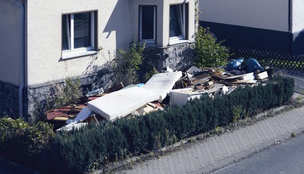 Yard Junk Removal in West Palm Beach