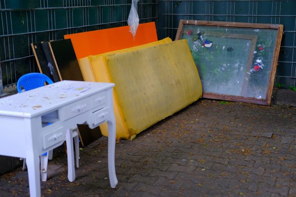 Old Furniture Disposal in West Palm Beach